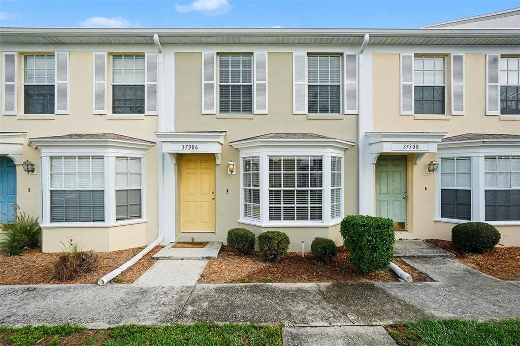 37306 EMBASSY PARK LANE DADE CITY, FL 33525