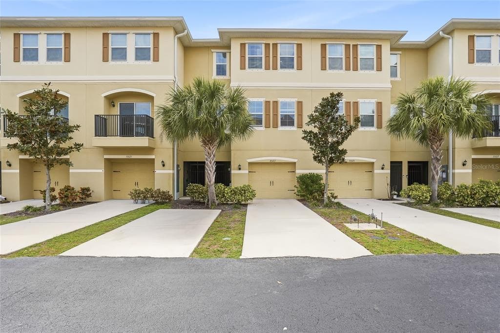 5523 YELLOWFIN COURT NEW PORT RICHEY, FL 34652