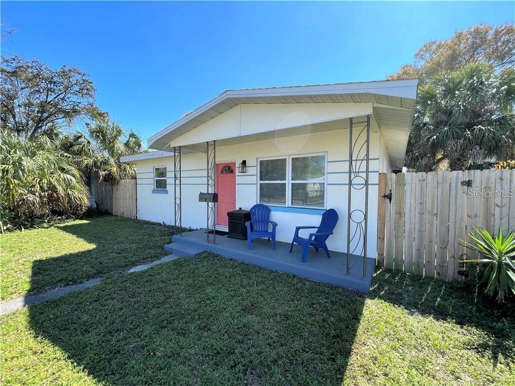 2334 38TH AVENUE N ST PETERSBURG, FL 33713
