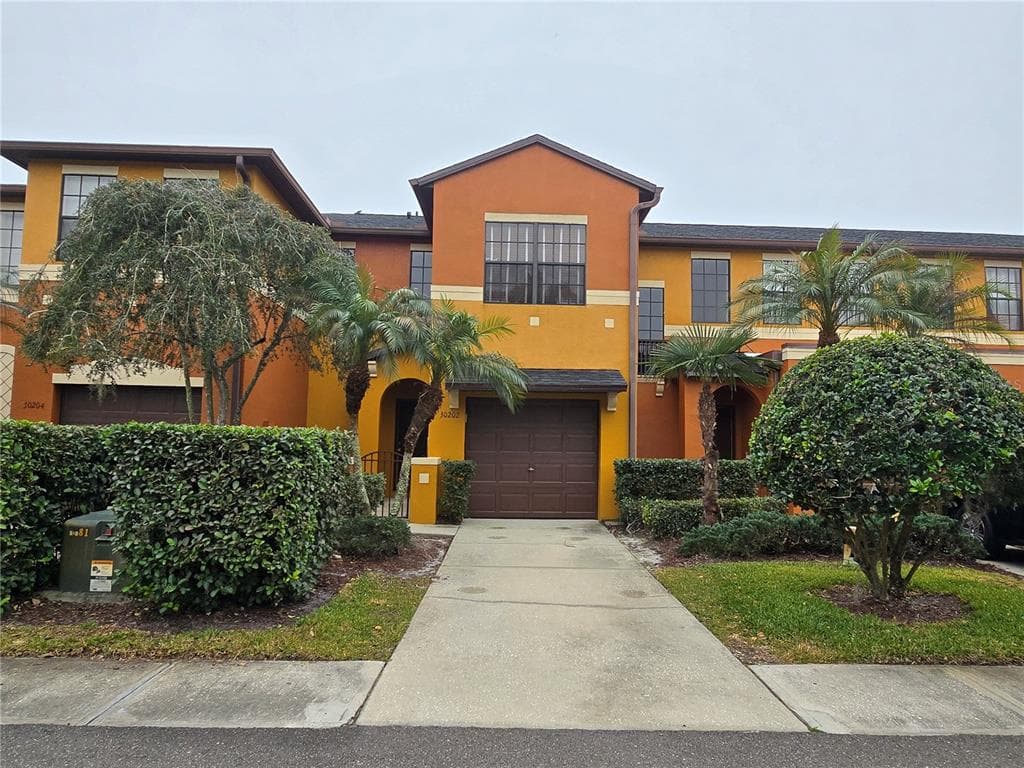 30202 GOODWICK WAY WESLEY CHAPEL, FL 33543