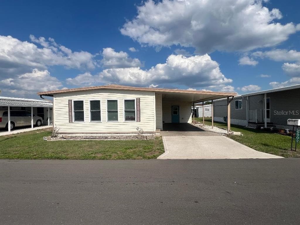 6902 ORLO DRIVE ZEPHYRHILLS, FL 33542