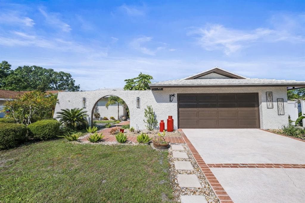 2778 CAPWOOD LANE CLEARWATER, FL 33761