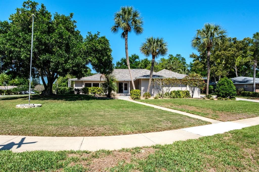 75 WOODCUTTER LANE PALM HARBOR, FL 34683