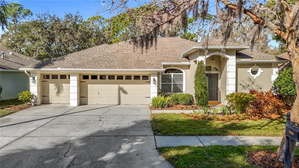 9906 BENNINGTON DRIVE TAMPA, FL 33626