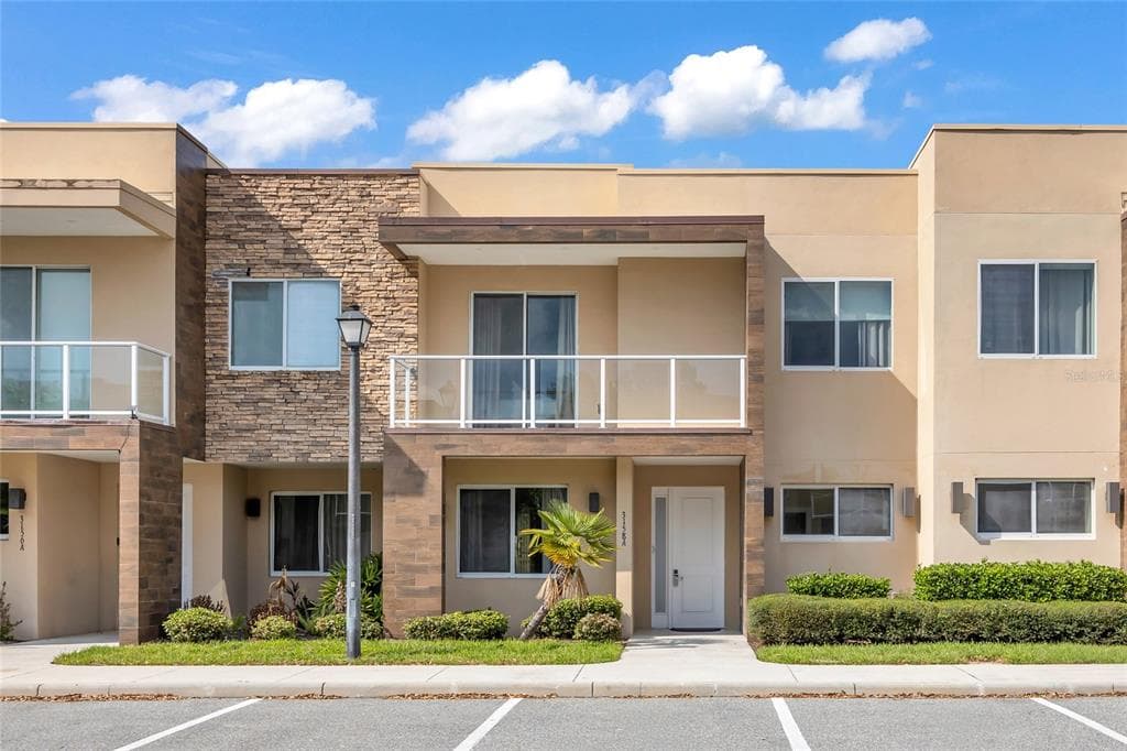 3158 BRASILIA AVENUE KISSIMMEE, FL 34747