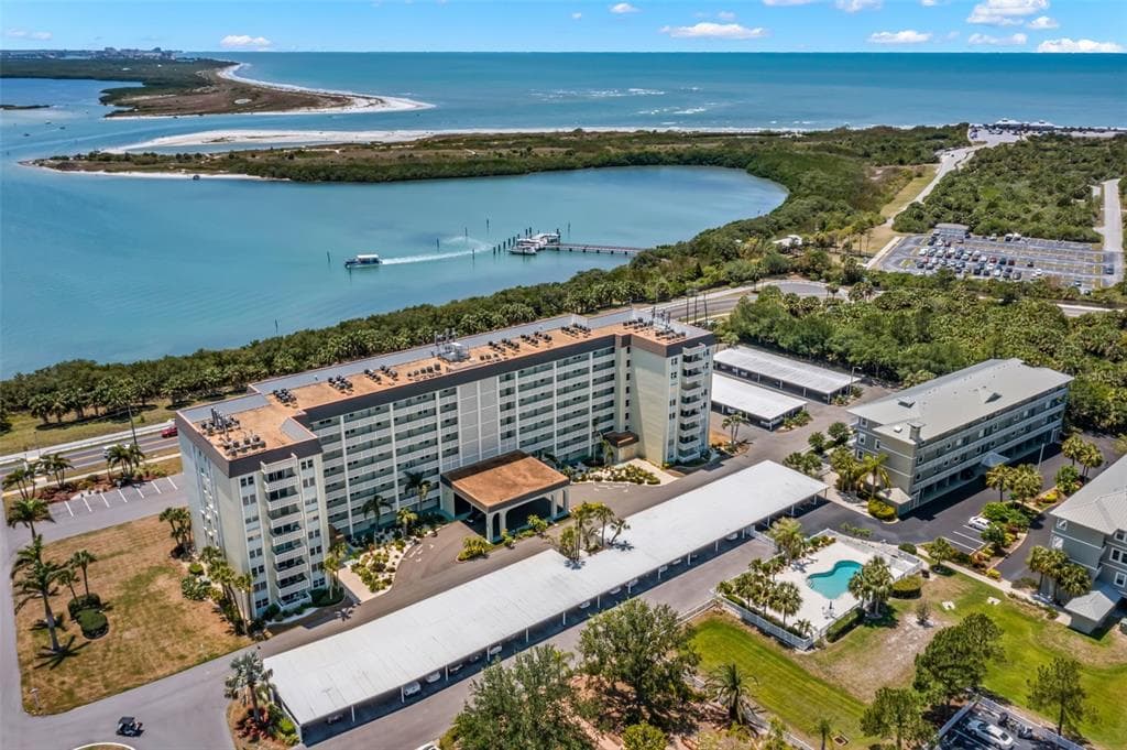 9 FORBES PLACE UNIT 707 DUNEDIN, FL 34698