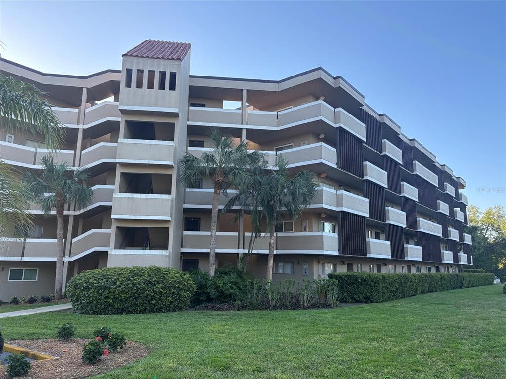1239 S MARTIN LUTHER KING JR AVENUE UNIT 103 CLEARWATER, FL 33756