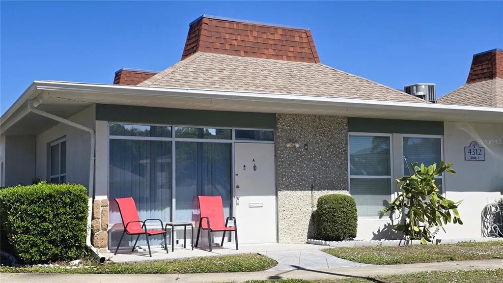 4312 TAHITIAN GARDENS CIRCLE UNIT A HOLIDAY, FL 34691