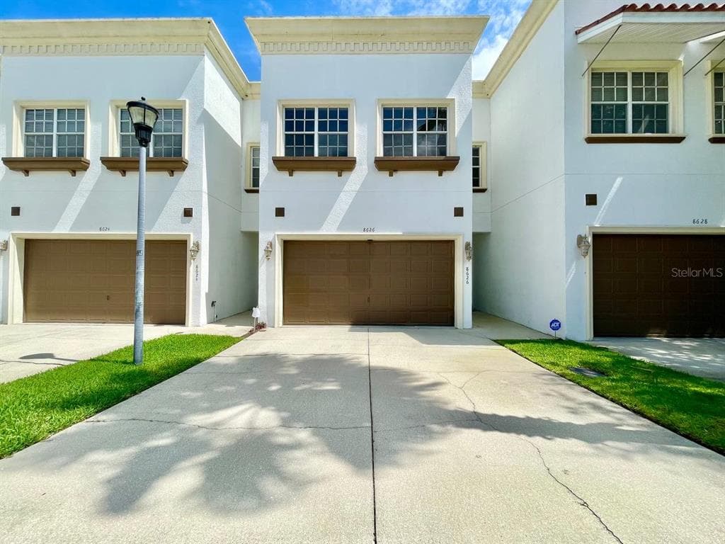 8626 MIRAMAR TERRACE CIRCLE TEMPLE TERRACE, FL 33637