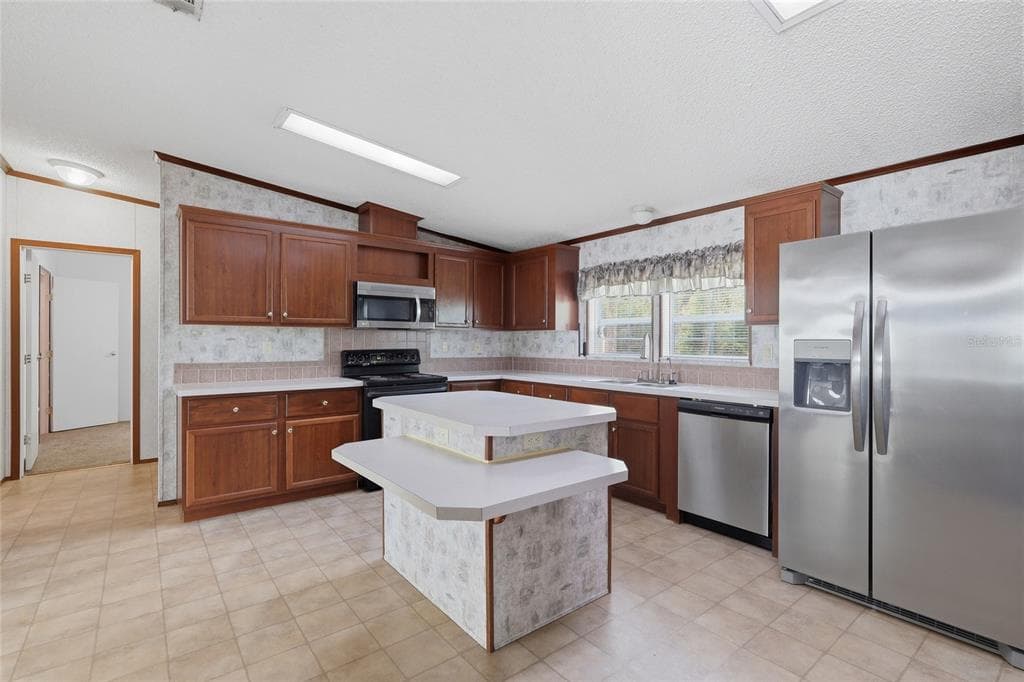 7140 ELWOOD ROAD ZEPHYRHILLS, FL 33540