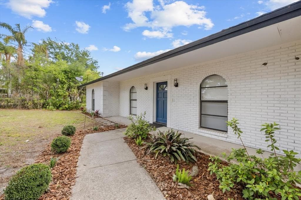 11218 CREEKVIEW DRIVE RIVERVIEW, FL 33569