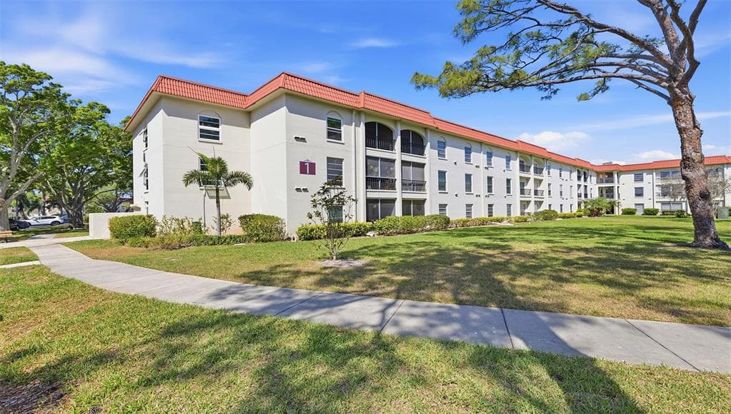 2700 BAYSHORE BOULEVARD UNIT 1307