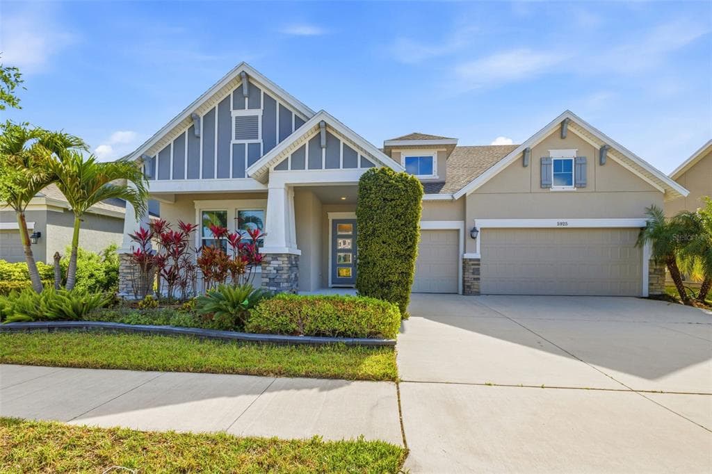 5925 SILVER SUN DRIVE APOLLO BEACH, FL 33572