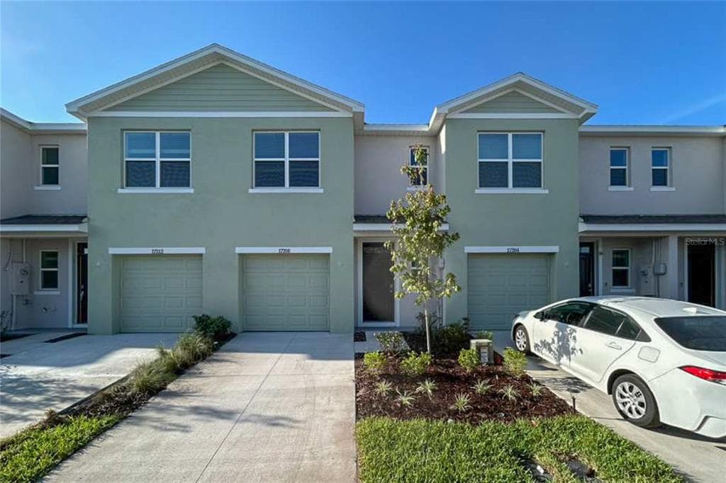 17208 ENGLISH CHESTNUT WAY LAND O LAKES, FL 34638