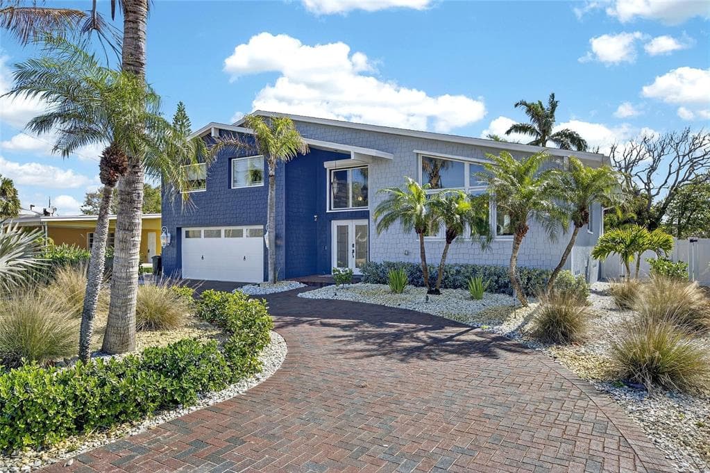931 GULF BOULEVARD BELLEAIR BEACH, FL 33786