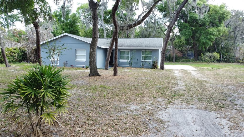 12022 RIVERHILLS DRIVE TAMPA, FL 33617