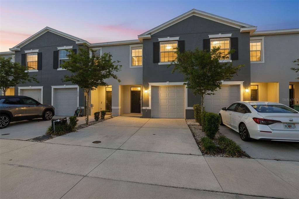 5323 DRAGONFLY DRIVE WILDWOOD, FL 34785