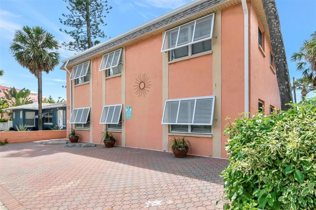 3514 GULF BOULEVARD UNIT 3