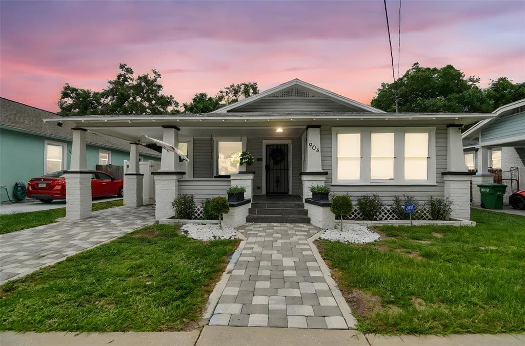 904 E HAMILTON AVENUE TAMPA, FL 33604