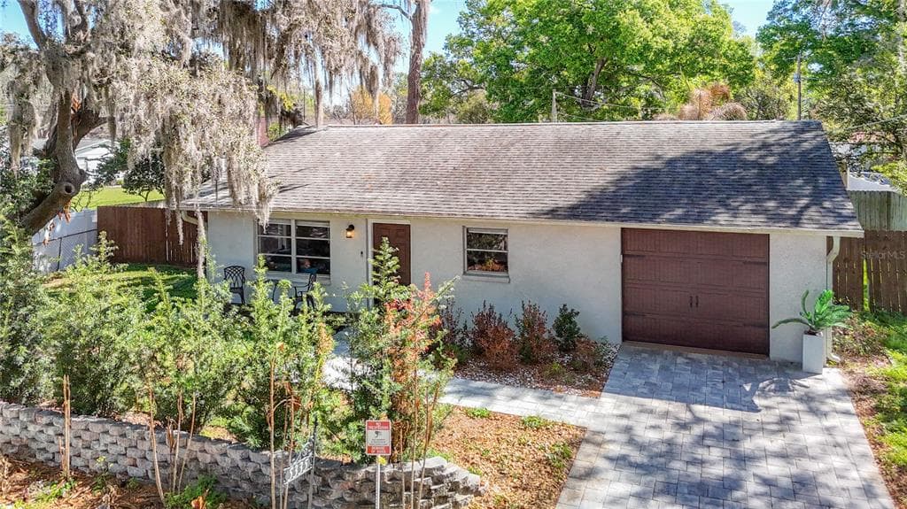 5335 LEMON AVENUE SEFFNER, FL 33584