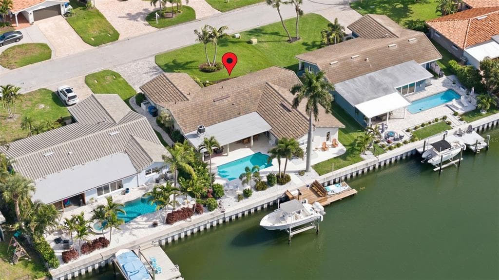1971 MASSACHUSETTS AVENUE NE ST PETERSBURG, FL 33703