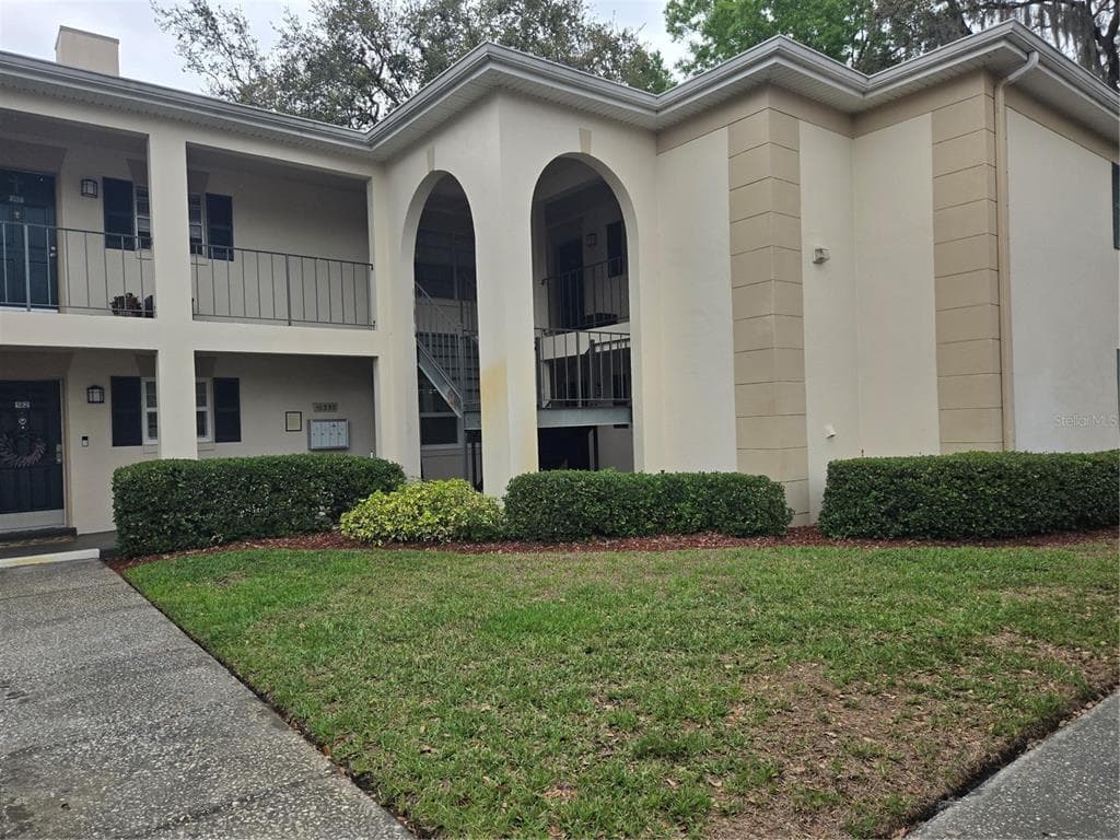 10350 CARROLLWOOD LANE UNIT 188 TAMPA, FL 33618