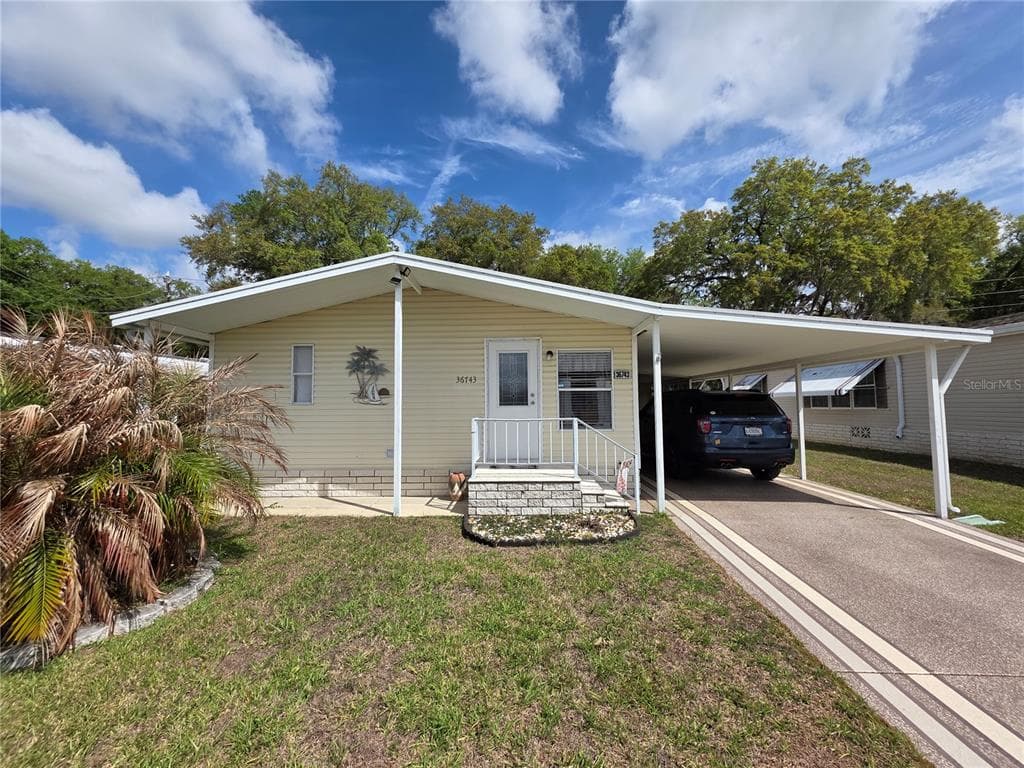 36743 TARA AVENUE ZEPHYRHILLS, FL 33542