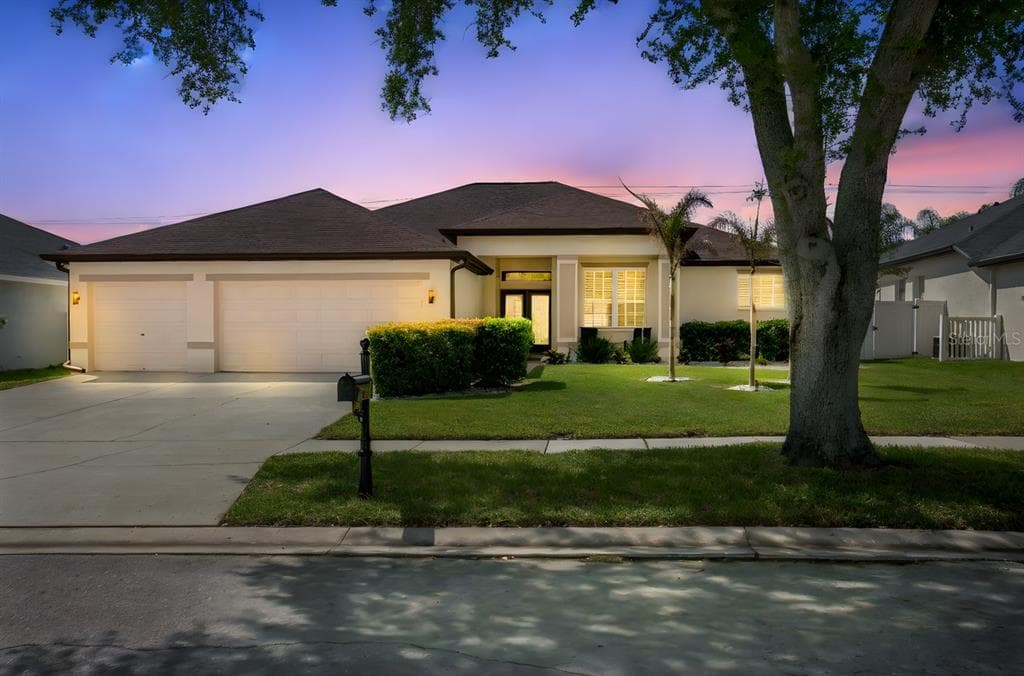 2814 DUNCAN TREE CIRCLE VALRICO, FL 33594