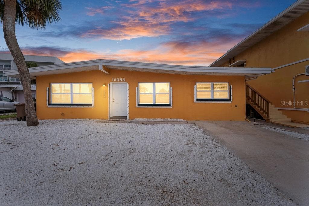 15398 2ND STREET E MADEIRA BEACH, FL 33708
