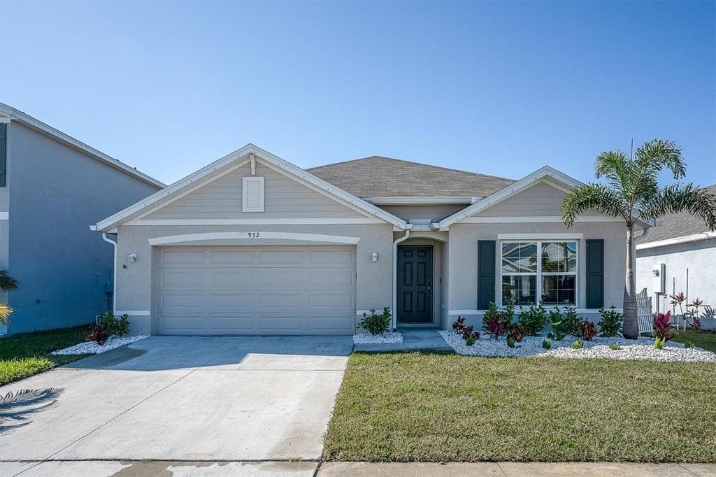 932 OCEAN SPRAY DRIVE RUSKIN, FL 33570
