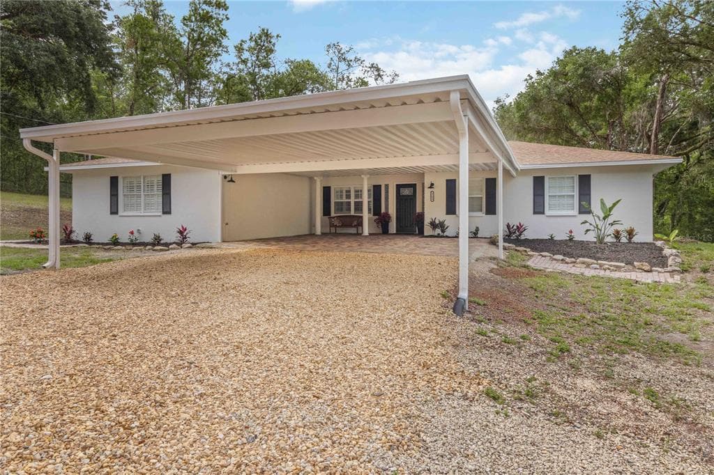 2293 SPRING LAKE HIGHWAY BROOKSVILLE, FL 34602