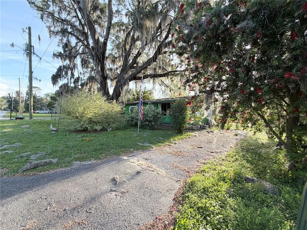 2612 NE 15TH AVENUE OCALA, FL 34470