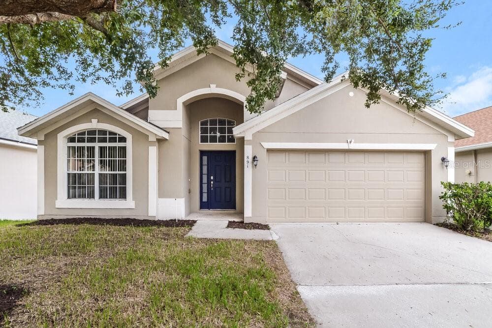 891 MCINNIS COURT KISSIMMEE, FL 34744