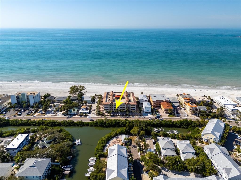 604 GULF BOULEVARD UNIT 207 INDIAN ROCKS BEACH, FL 33785