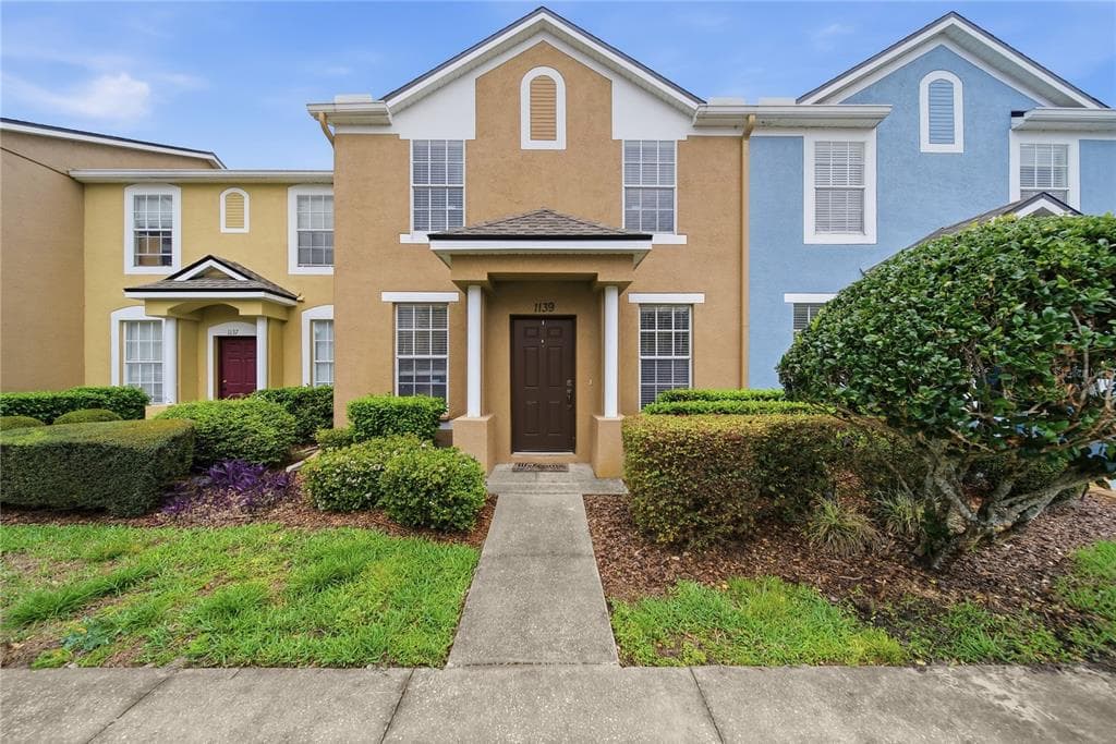 1139 BARONSCOURT DRIVE WESLEY CHAPEL, FL 33543