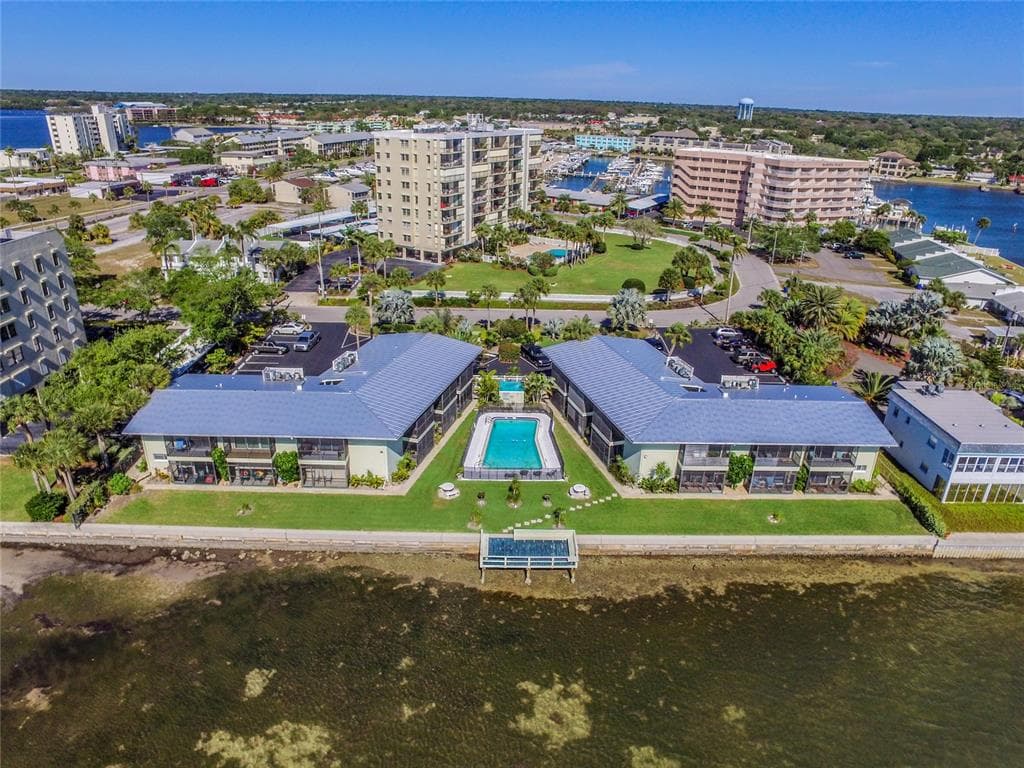 2566 GARY CIRCLE UNIT 3 DUNEDIN, FL 34698