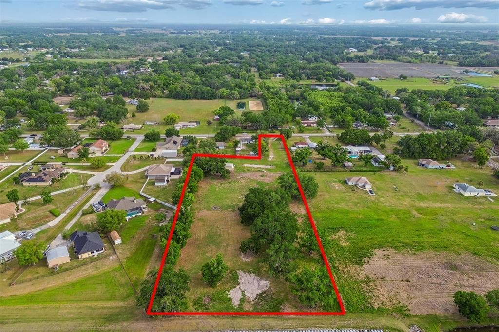 3005 W SAM ALLEN ROAD PLANT CITY, FL 33565