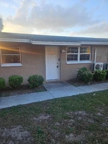 9415 GRANDFIELD ROAD UNIT A THONOTOSASSA, FL 33592
