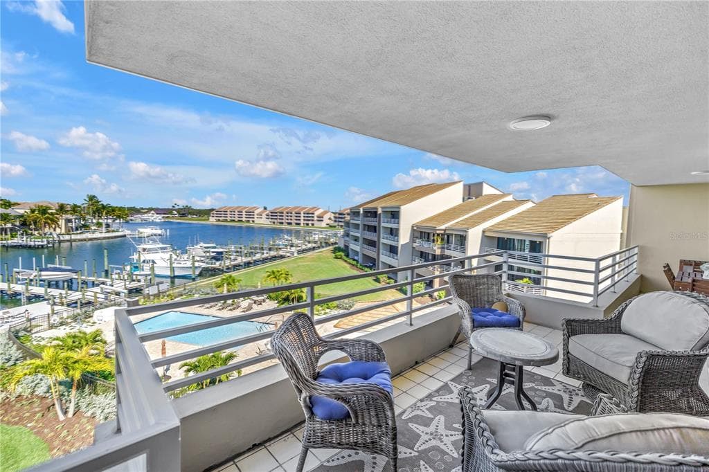 2795 KIPPS COLONY DRIVE S UNIT 305