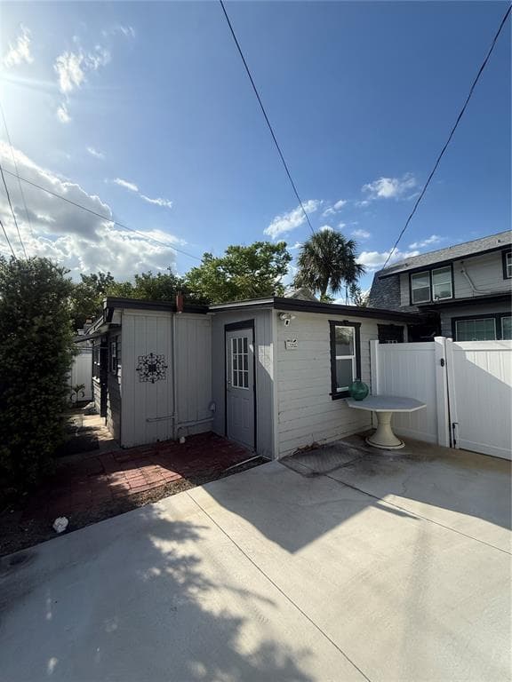 2606 1ST AVENUE S ST PETERSBURG, FL 33712