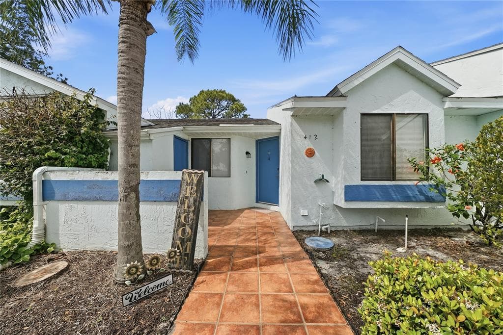 412 CEDAR RIDGE COURT OLDSMAR, FL 34677