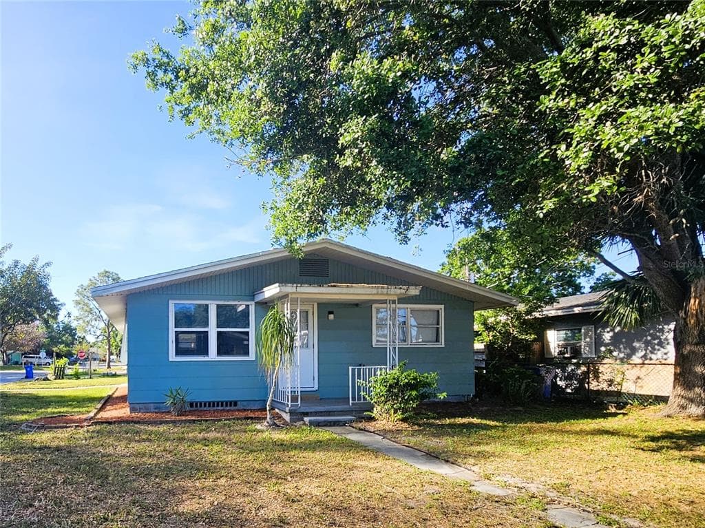 501 25TH AVENUE W BRADENTON, FL 34205