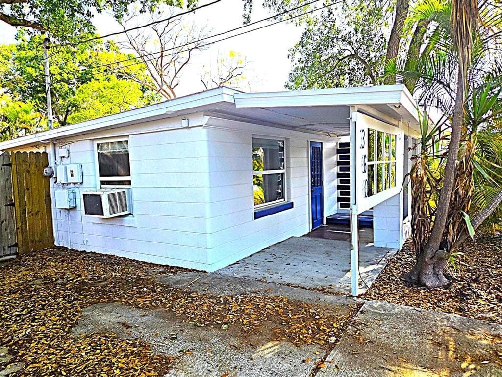 360 5TH AVENUE NW LARGO, FL 33770