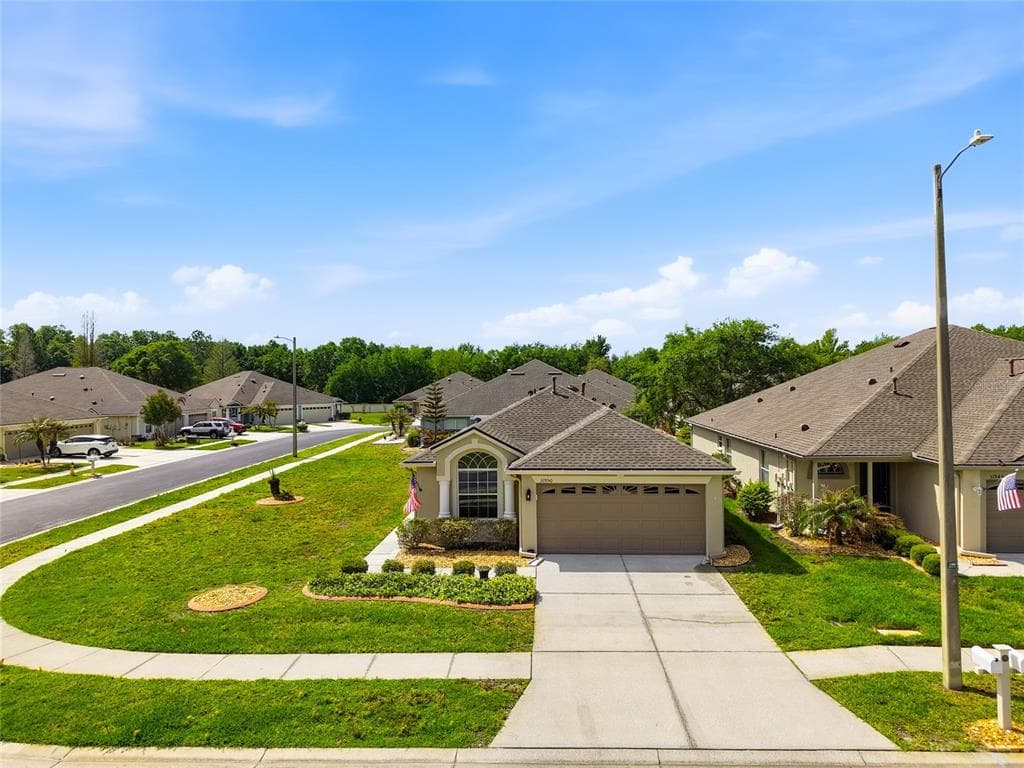 31950 STILLMEADOW DRIVE WESLEY CHAPEL, FL 33543