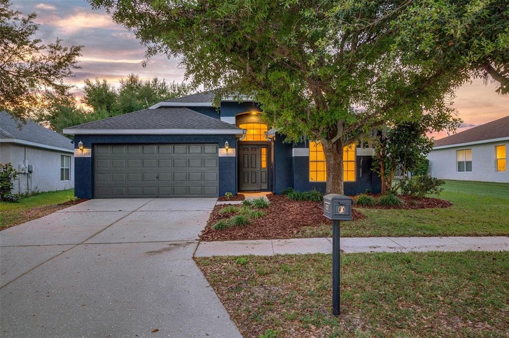 6337 BRIDGECREST DRIVE LITHIA, FL 33547