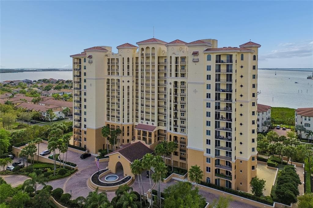 5823 BOWEN DANIEL DRIVE UNIT 1103