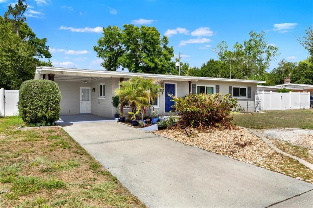 104 GLEN RIDGE AVENUE TEMPLE TERRACE, FL 33617