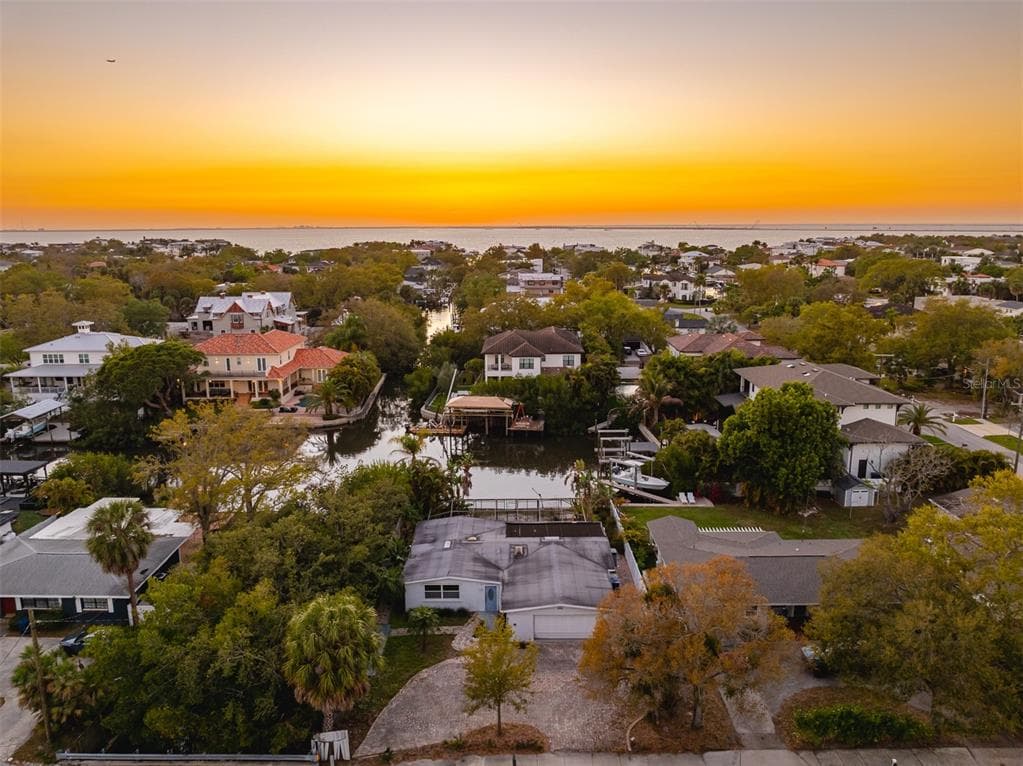 2107 S WEST SHORE BOULEVARD TAMPA, FL 33629
