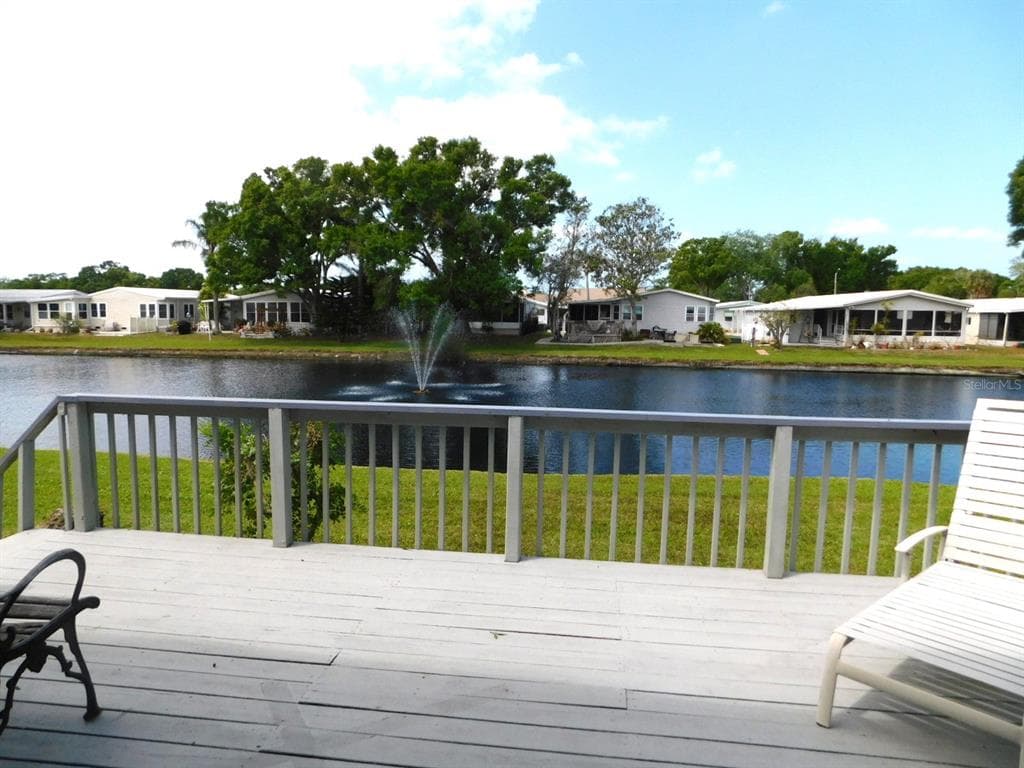 1001 STARKEY ROAD UNIT 395 LARGO, FL 33771