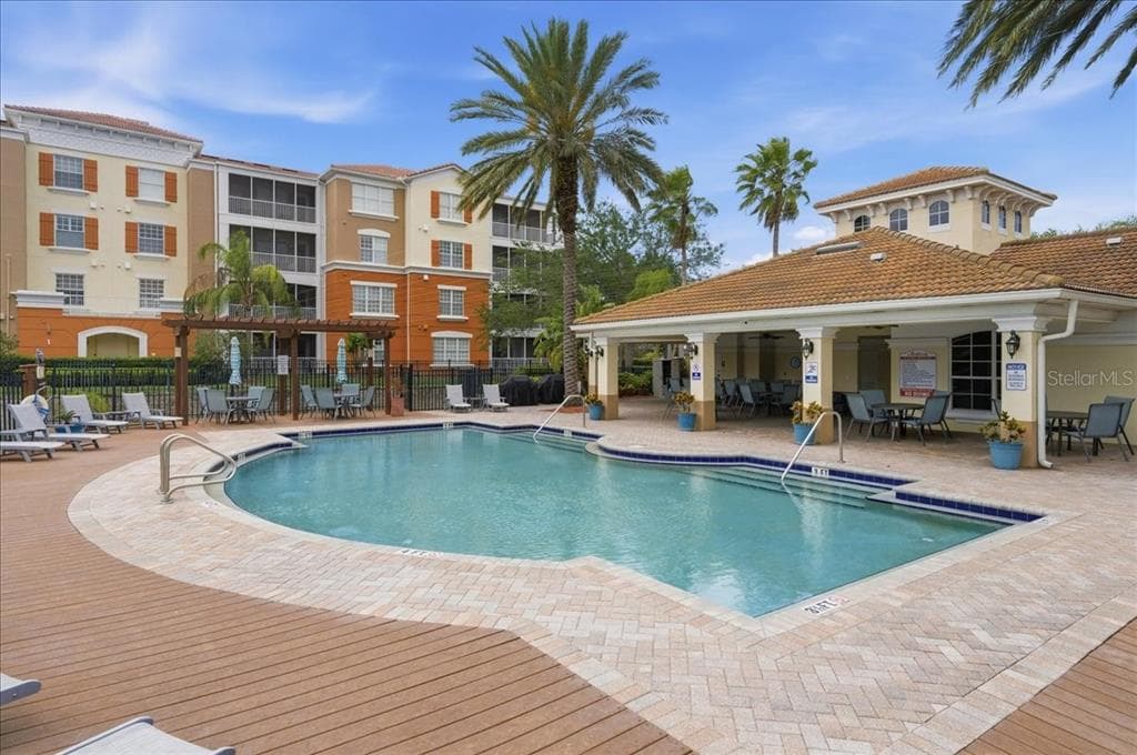 7903 SEMINOLE BOULEVARD UNIT 2305